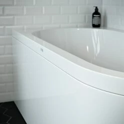 L-Panel Nordhem Till Badkar Torekov